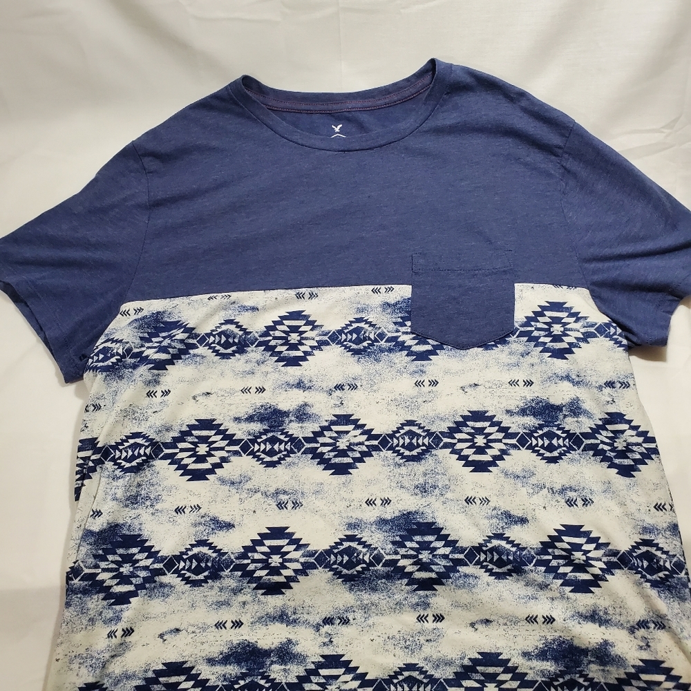 VINTAGE Men's Blue  / White Patterned Shirt XL